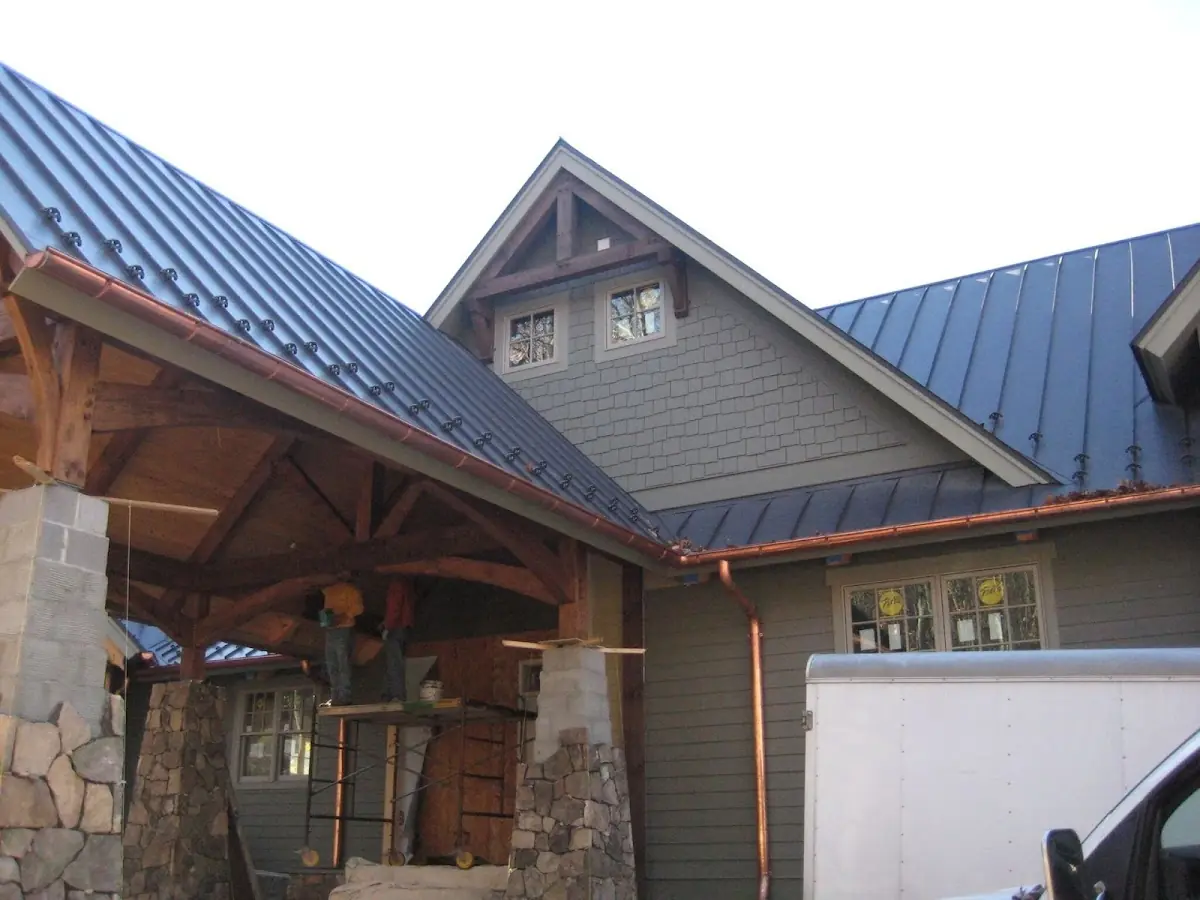 Craftsman Roofing team delivering quality roofing work in Venice